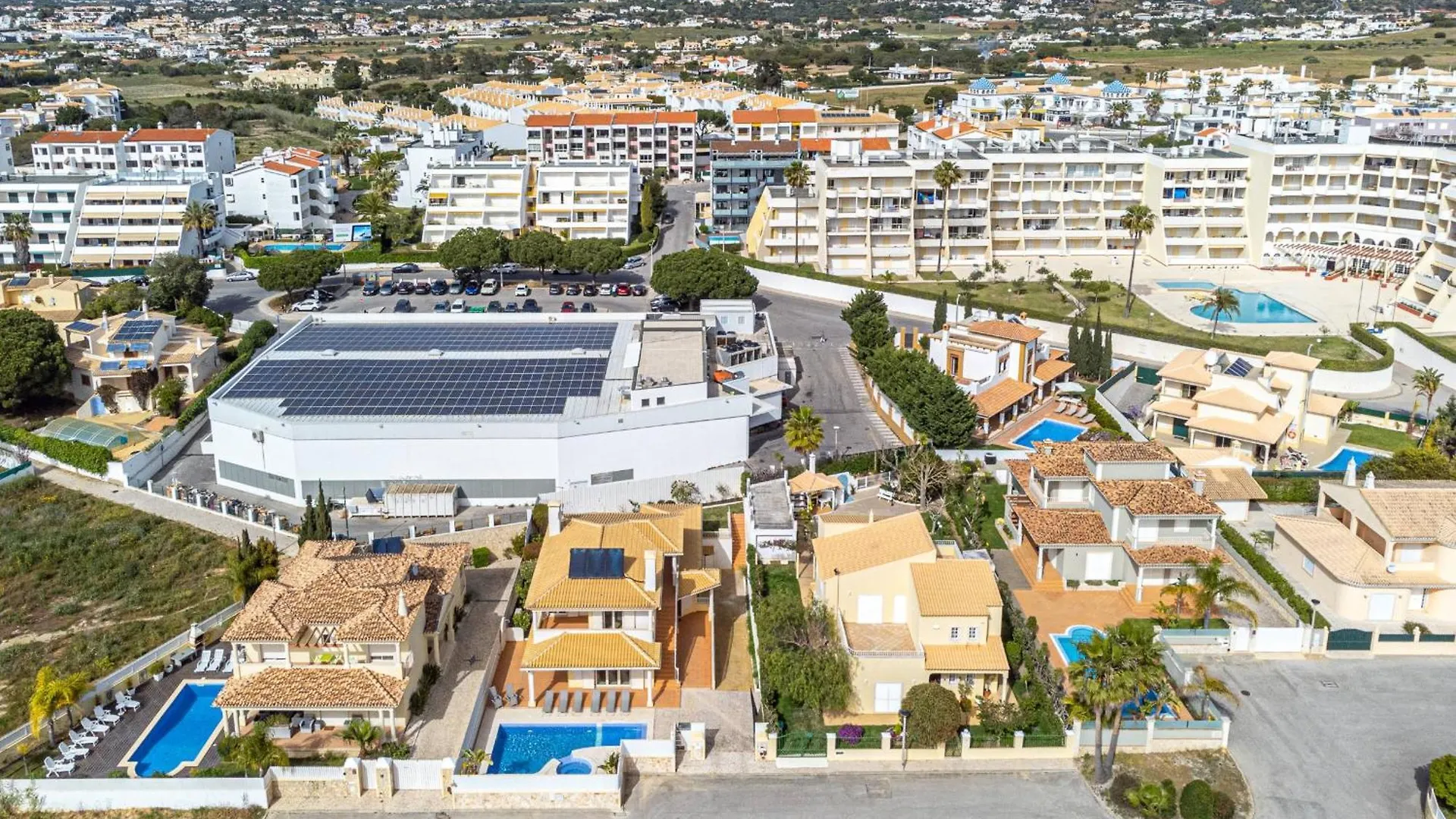 Villa Ribeiro By Hellovacations Albufeira