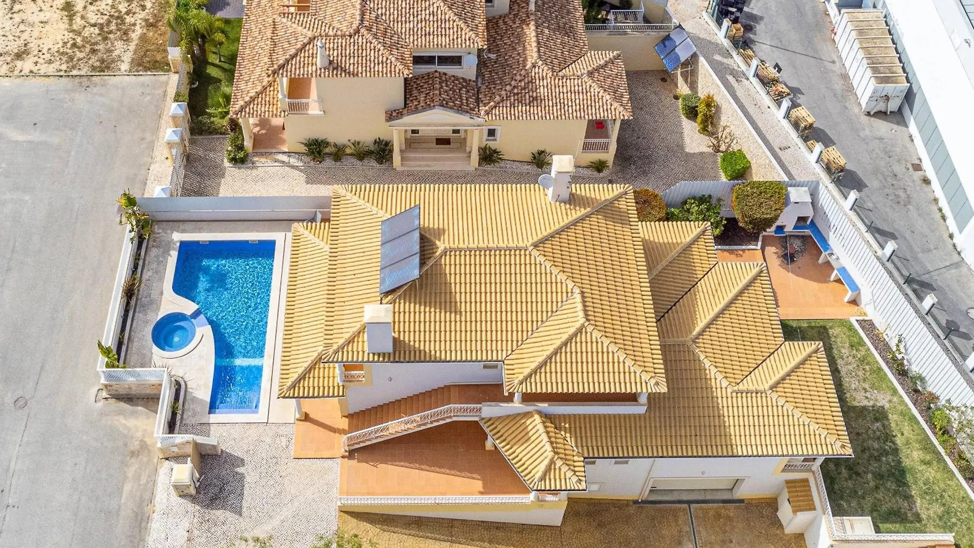 Villa Ribeiro By Hellovacations Albufeira