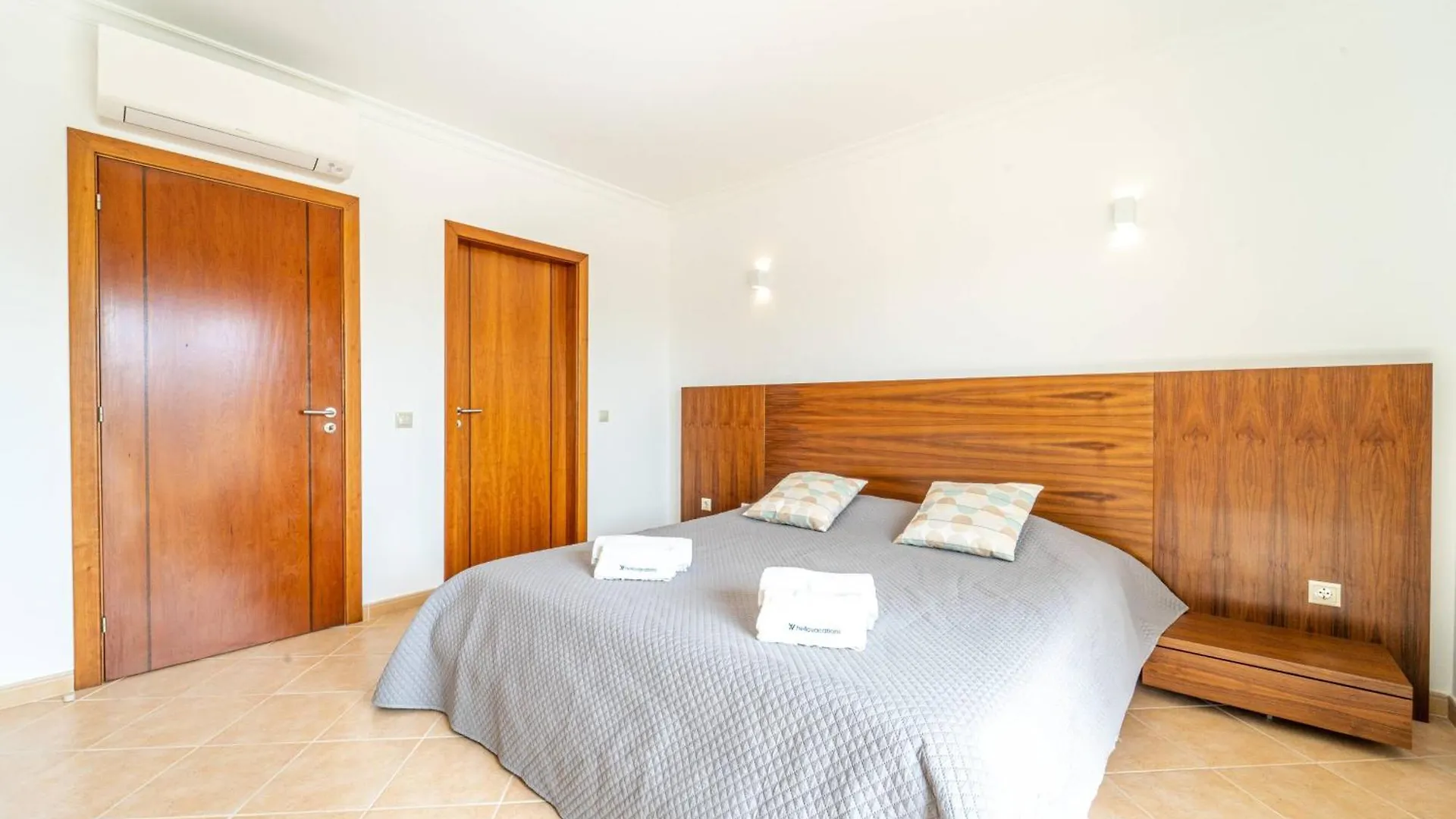 Villa Ribeiro By Hellovacations Albufeira