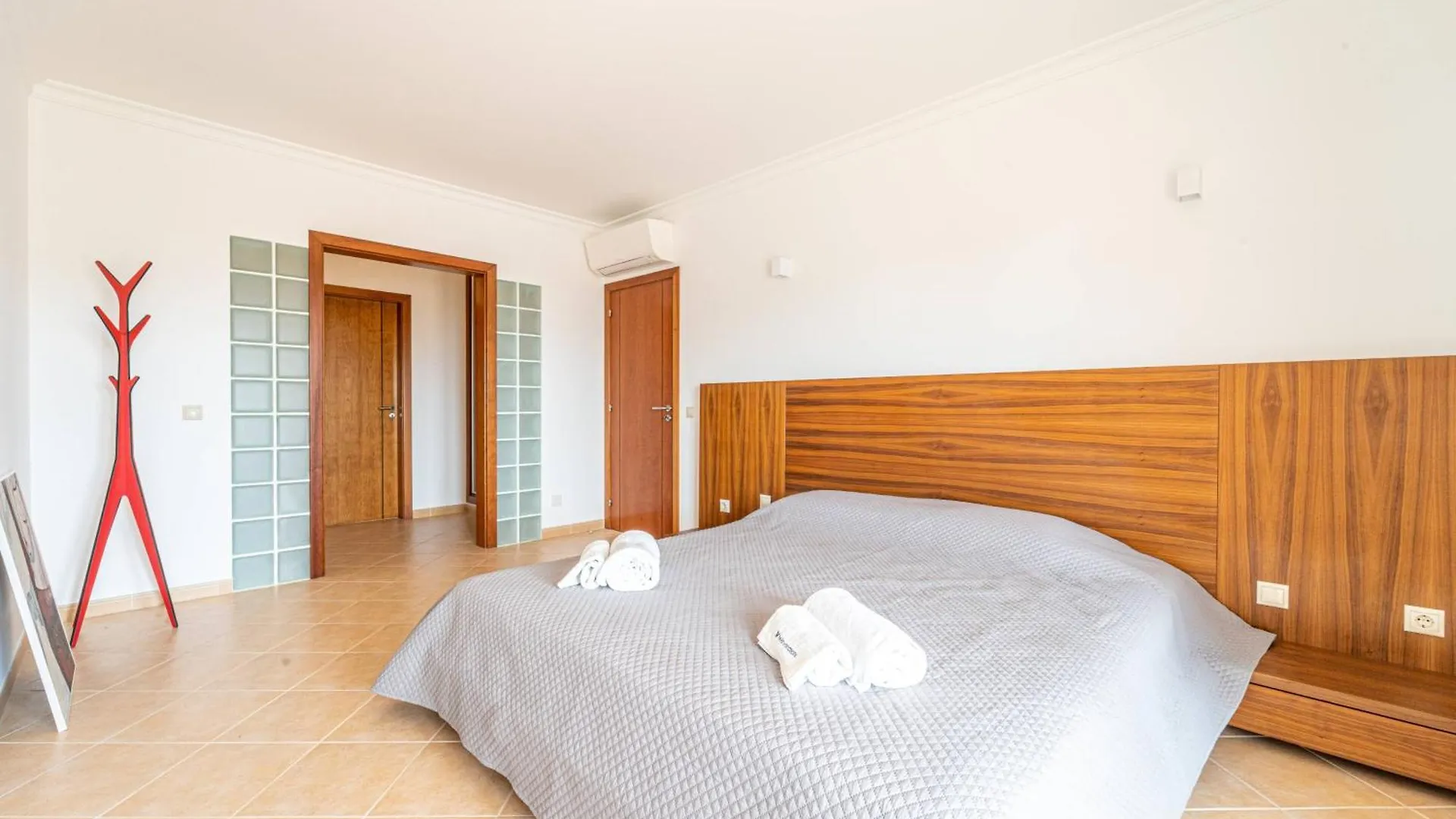 Villa Ribeiro By Hellovacations Albufeira Portugal