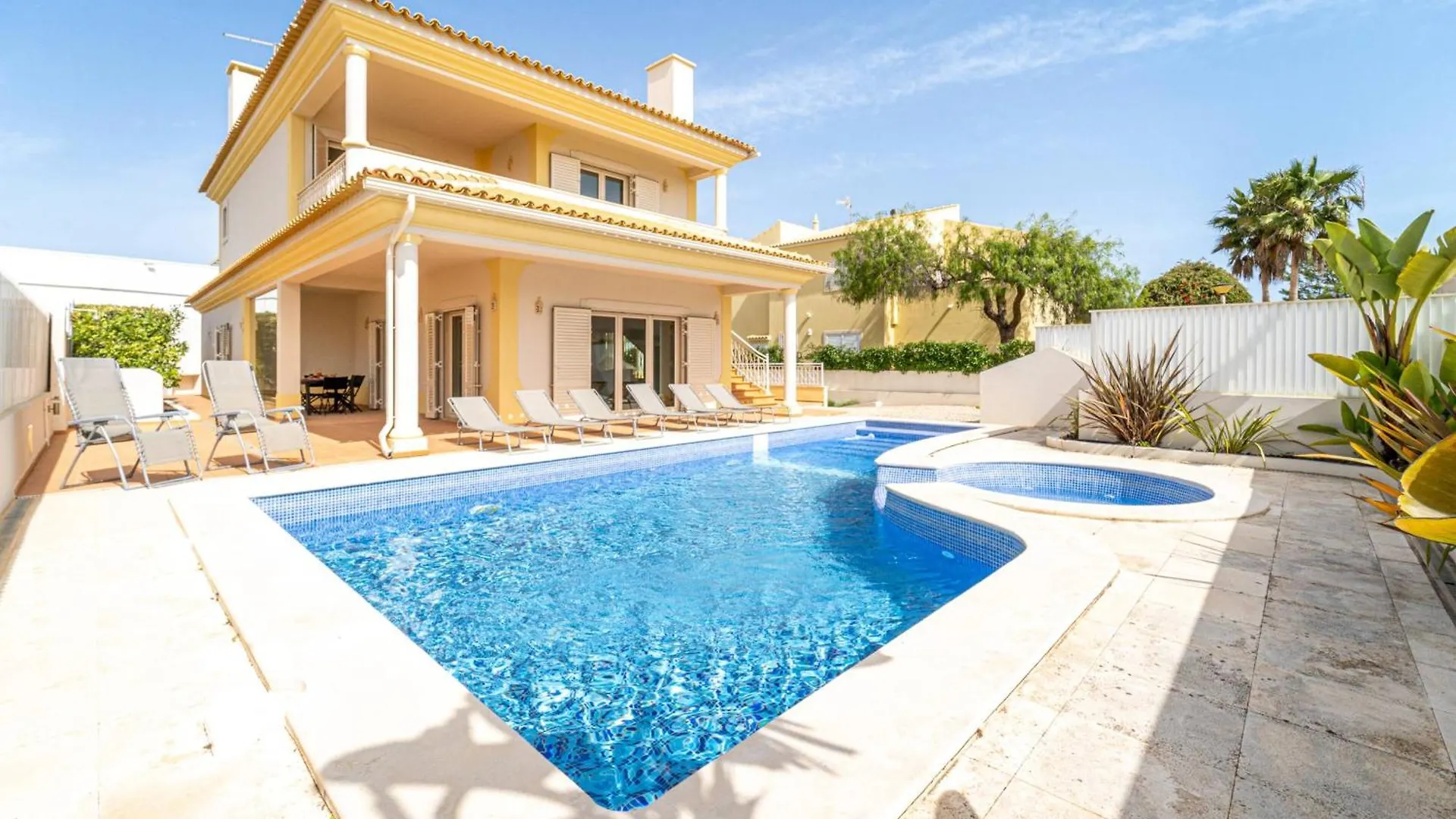 Villa Ribeiro By Hellovacations Albufeira