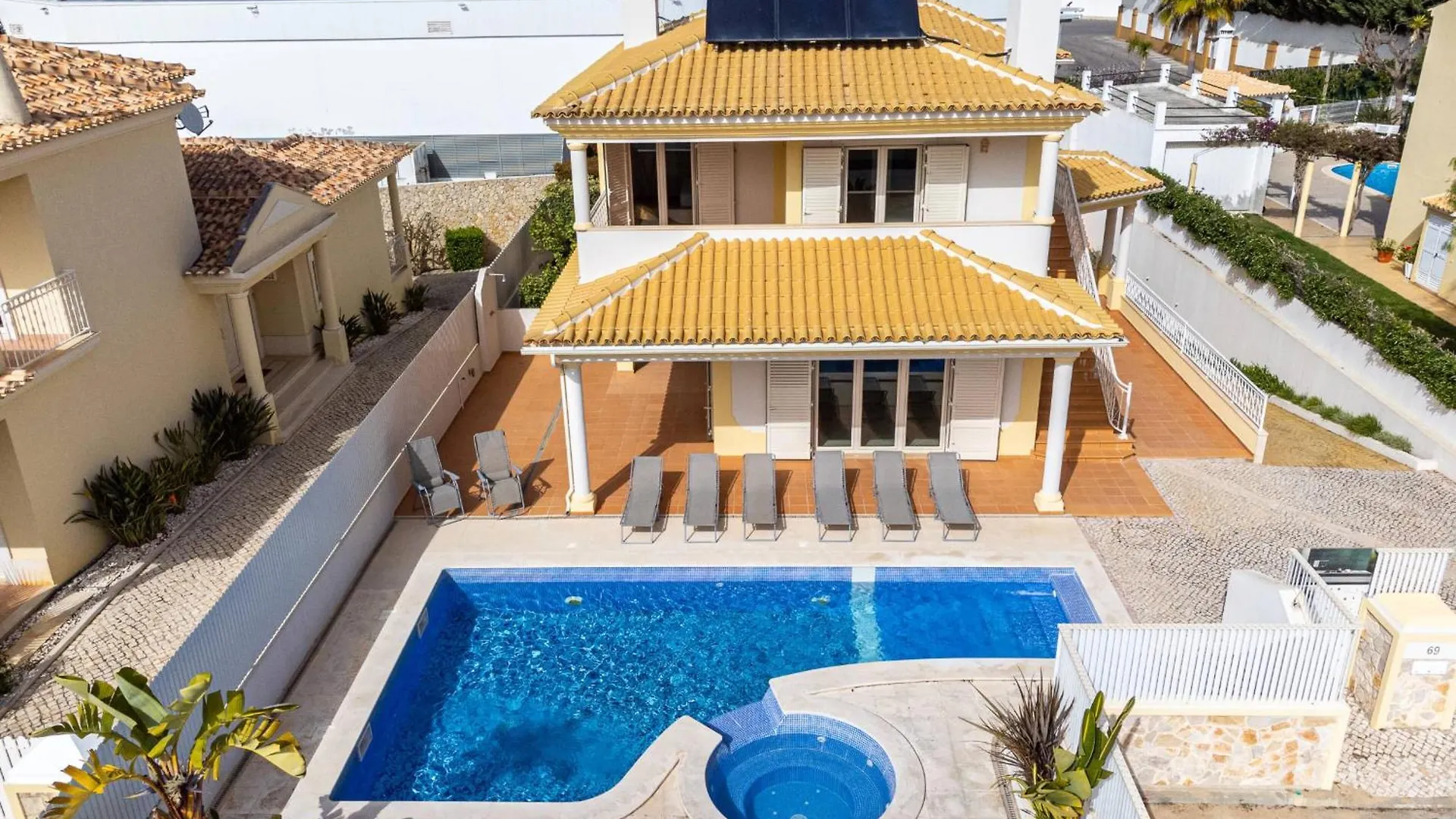 Villa Ribeiro By Hellovacations Albufeira