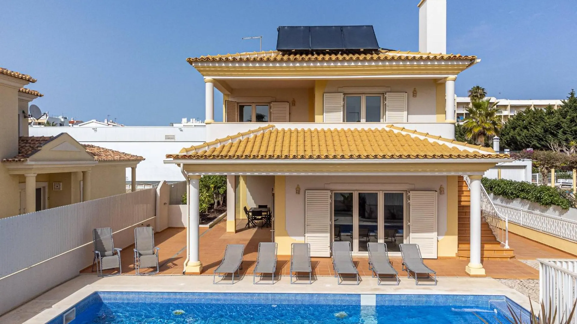 Villa Ribeiro By Hellovacations Albufeira